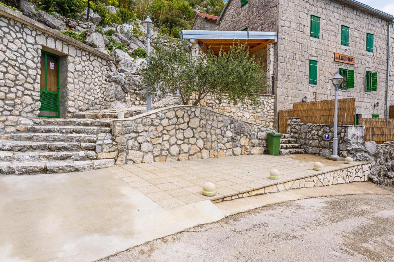 Villa Lazini Dvori Stasevica Exteriör bild